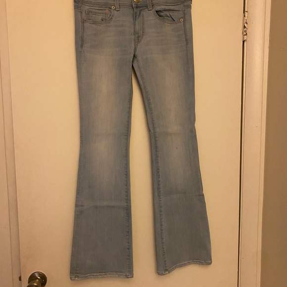 American Eagle Jeans - Picture 3 of 4